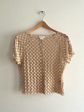 NWOT FIND ME NOW “Harmony”checkered mesh baby doll tee LARGE